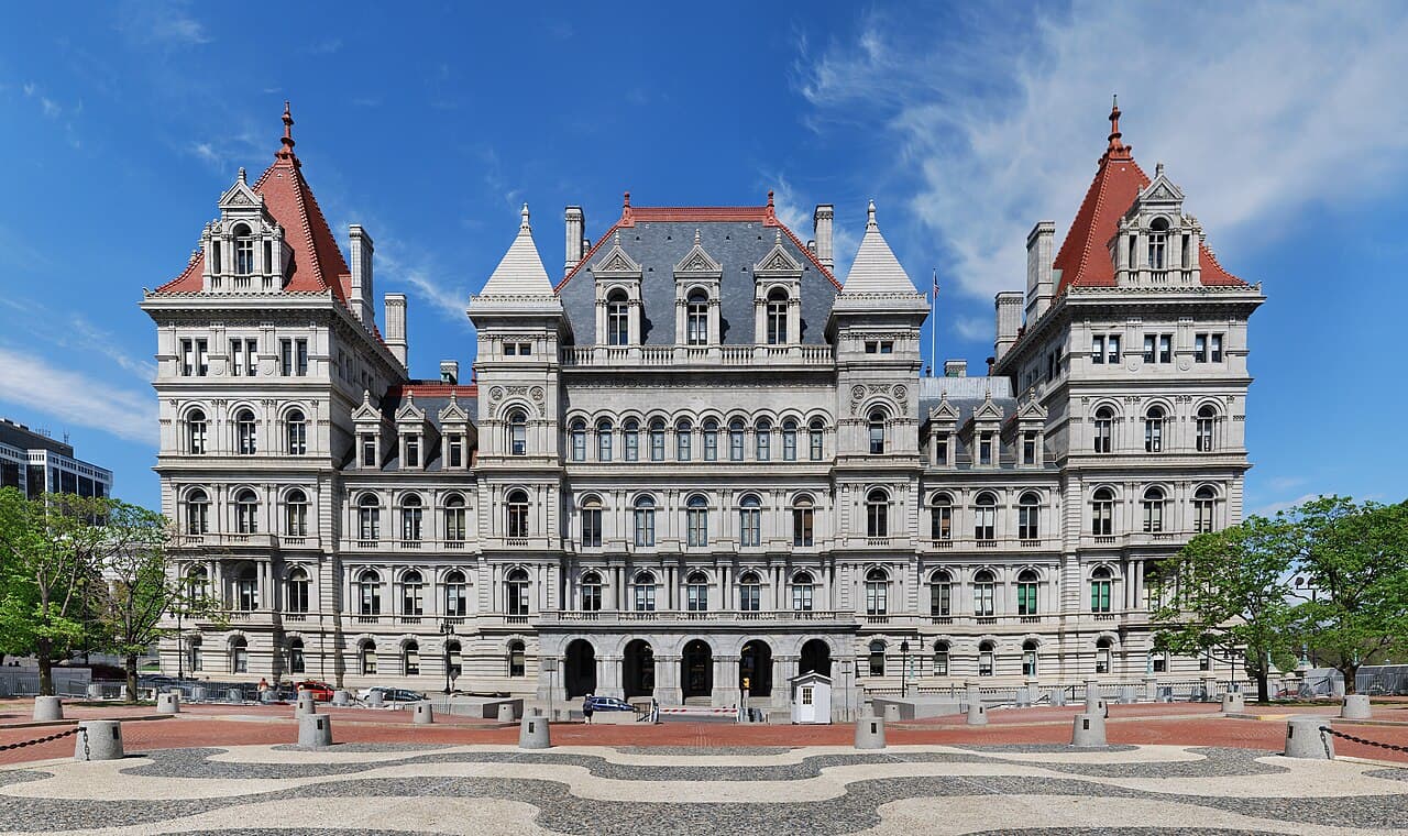 New York City to Albany Private Car route and destination view