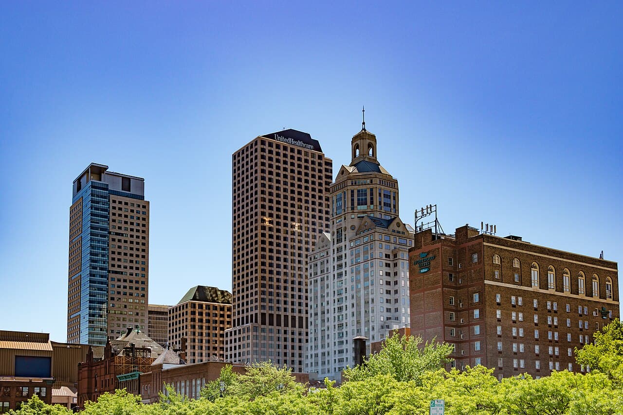 New York City to Hartford Private Car route and destination view
