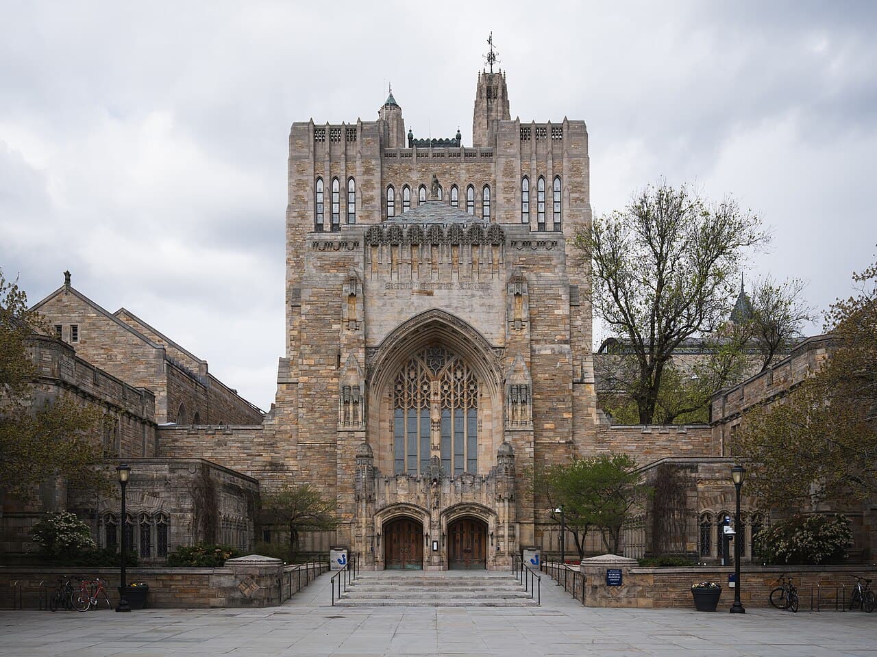 New York City to New Haven Private Car route and destination view